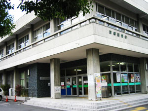 名古屋市瑞穂図書館の外観