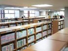 渋谷区立中央図書館の一般書架