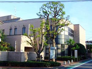 葛飾区立鎌倉図書館の外観