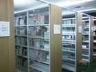 葛飾区立新宿図書センターの館内の様子