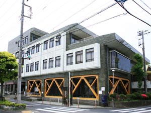 葛飾区立お花茶屋図書館の外観