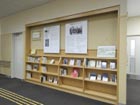 江戸川区立小岩図書館の雑誌コーナー