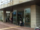 江戸川区立松江図書館の入口