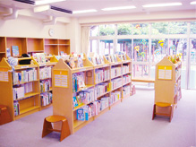 台東区立くらまえオレンジ図書館の「環境ふれあい館ひまわり」の中にあります