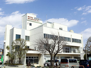 府中市立白糸台図書館の外観