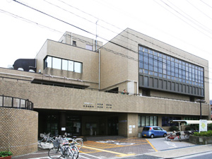 足立区立佐野図書館の外観