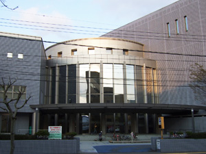 秋田県立図書館の外観