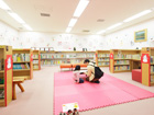 新潟県立図書館のロビー
