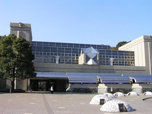 徳島県立図書館の外観