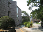 高知県立図書館の入口