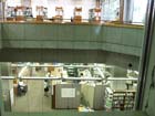 神戸市立中央図書館の入口