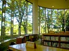 静岡市立中央図書館の館内の様子