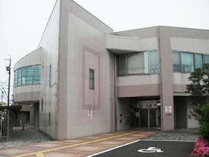 静岡市立長田図書館の外観