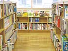 静岡市立中央図書館麻機分館の入口