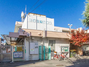 調布市立図書館 宮の下分館の外観