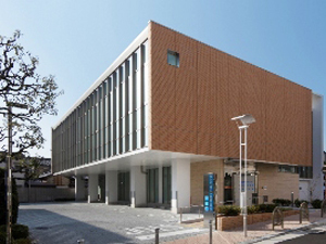 吹田市立千里丘図書館の外観