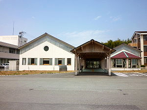多気町立多気図書館の外観