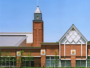 篠山市立中央図書館の外観