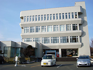 市立釧路図書館の外観