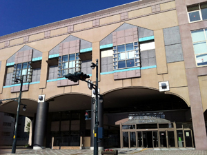 浦河町立図書館の外観