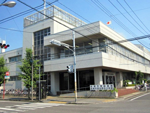 船橋市東図書館の外観