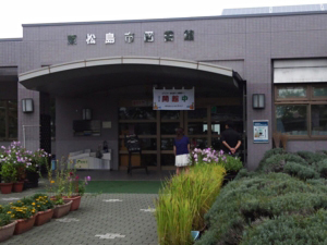 東松島市図書館の外観