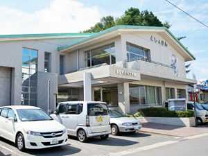 美里町近代文学館(小牛田図書館)の外観