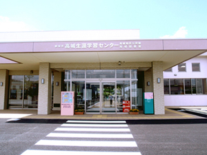 都城市立高城図書館の外観