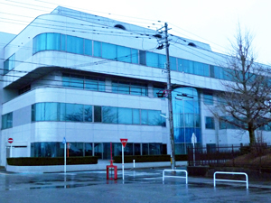 富山市立大沢野図書館の外観