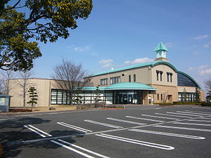 海津市海津図書館の外観