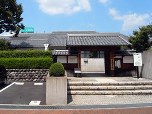 北方町立図書館の外観