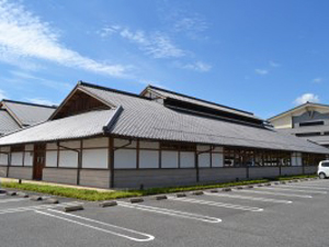 勝央図書館の外観