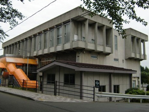 盛岡市立図書館の外観