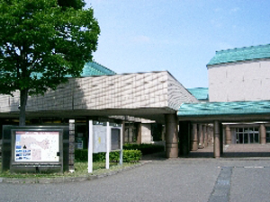 奥州市立胆沢図書館の外観