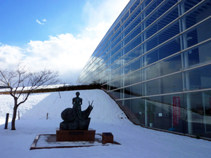 出雲市立大社図書館の外観