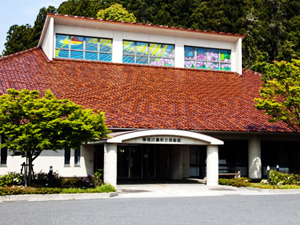 隠岐の島町図書館の外観