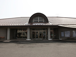 北広島町図書館の外観