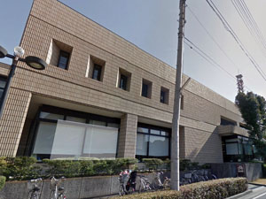 松山市立中央図書館の外観