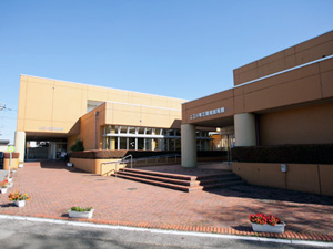 上三川町立図書館の外観