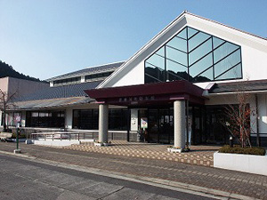 さくら市喜連川図書館の外観