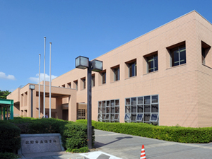 佐野市立図書館の外観