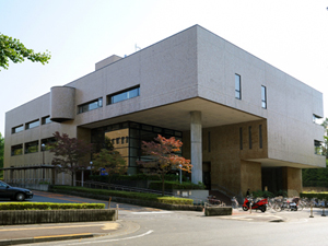 宇都宮市立中央図書館の外観