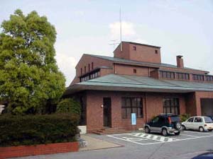 長浜市立長浜図書館の外観