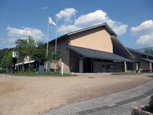 多賀町立図書館の外観