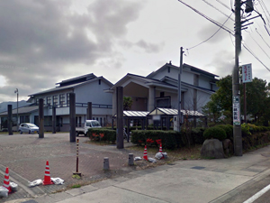 中能登町立鳥屋図書館の外観