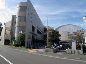 平塚市南図書館の外観
