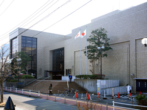 横浜市保土ケ谷図書館の外観