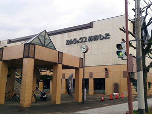 大牟田市立図書館の外観