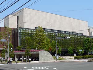 長崎市立図書館の外観