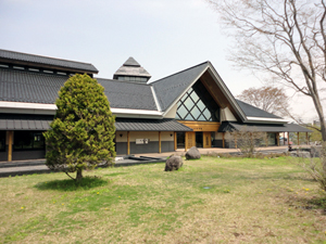 五戸町図書館の外観